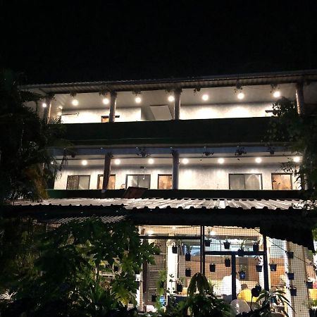 Aariv Inn Baga Beach Екстериор снимка