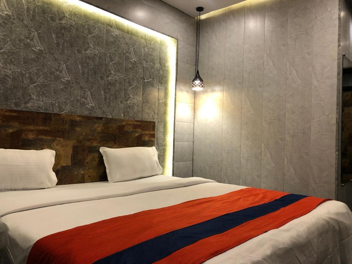 Aariv Inn Baga Beach Екстериор снимка