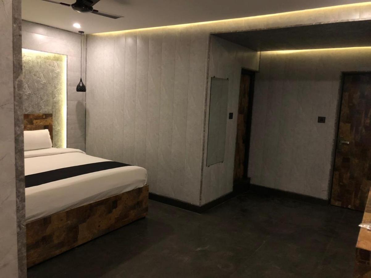 Aariv Inn Baga Beach Екстериор снимка
