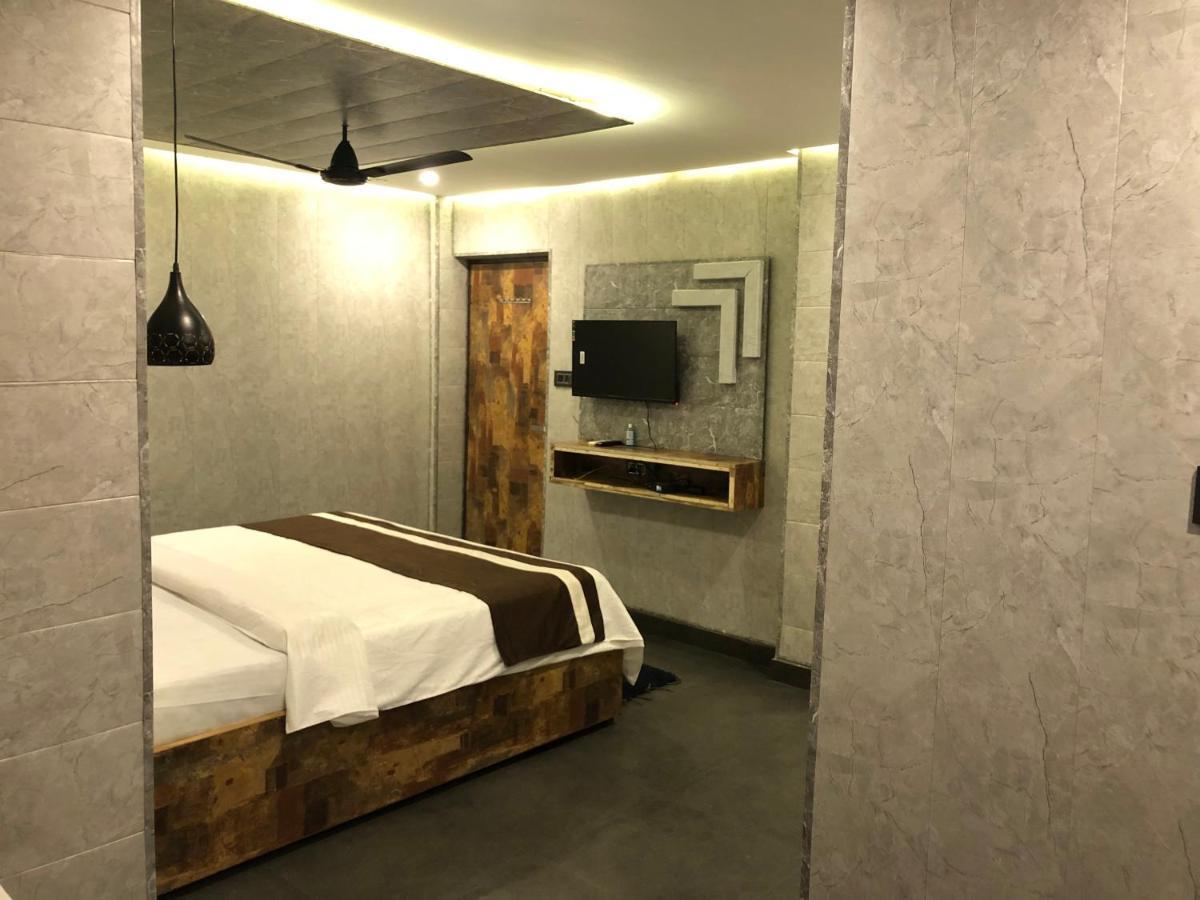 Aariv Inn Baga Beach Екстериор снимка